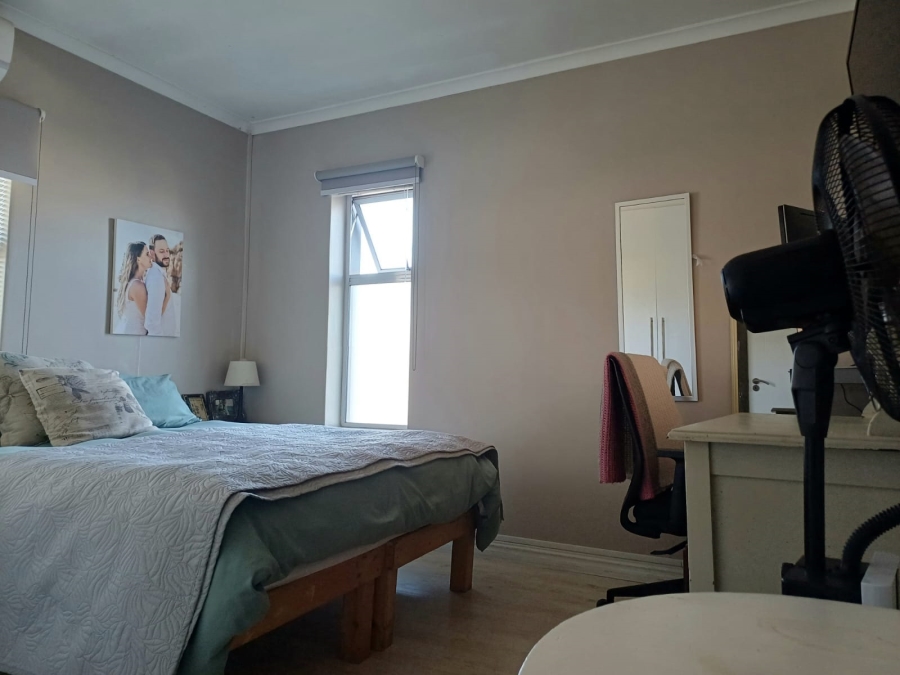 2 Bedroom Property for Sale in Protea Heights Western Cape